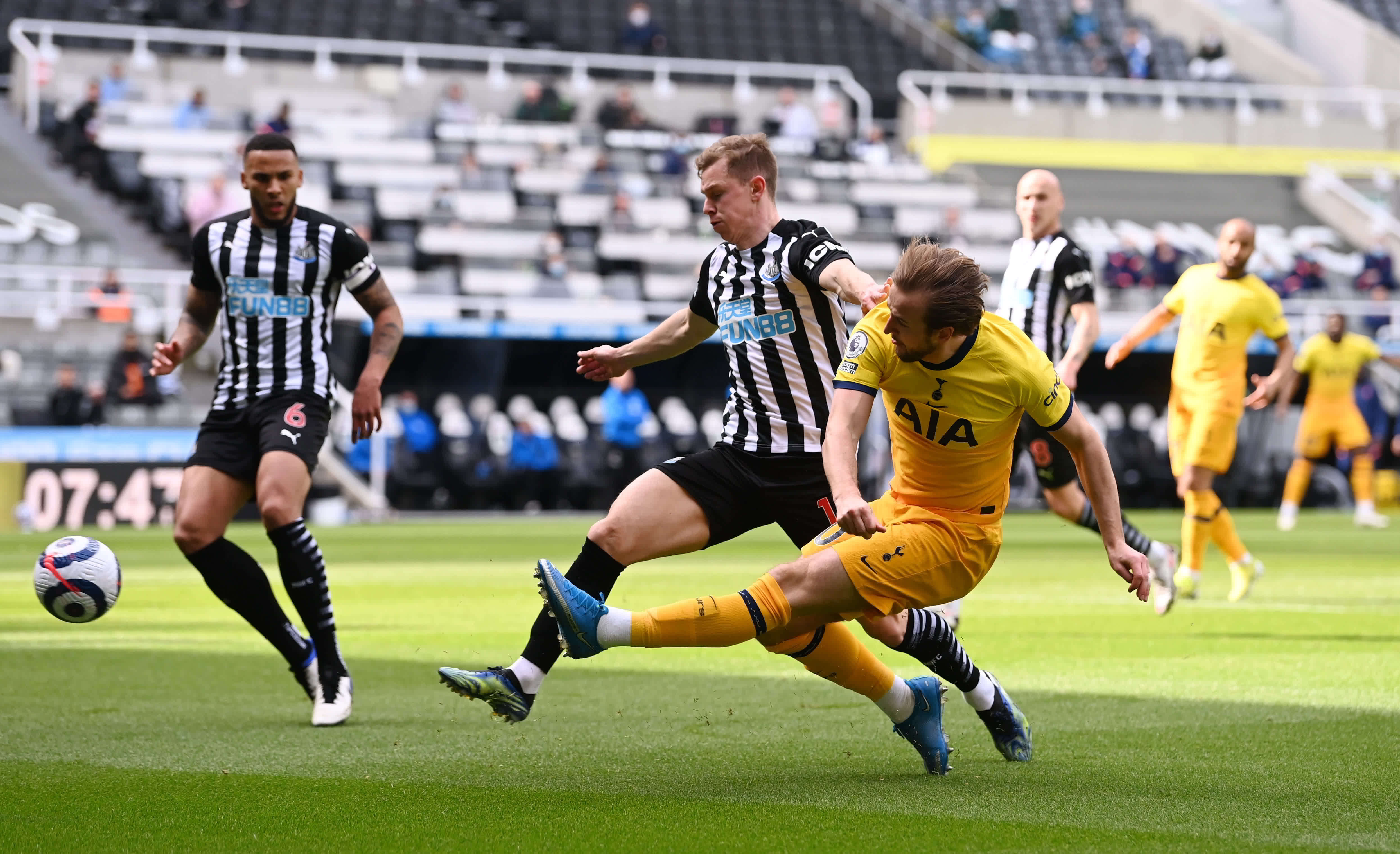 中场配合逐 中场配合逐